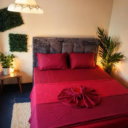 Rozafa -cozy & Traditional 3*