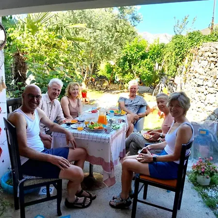 Rozafa -cozy & Traditional 3*