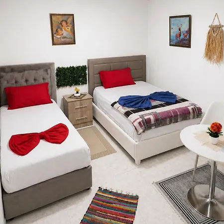 Rozafa -cozy & Traditional Affittacamere Shkodër